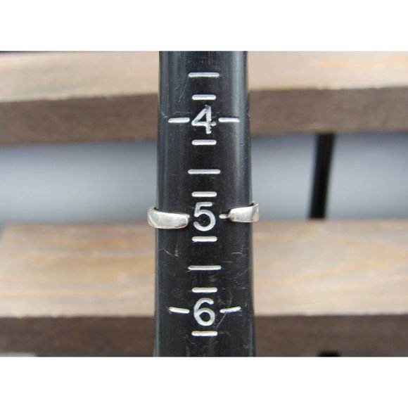 Size 5 Sterling Silver Silpada Swirl And Shell Toe Band Ring - Picture 4 of 6